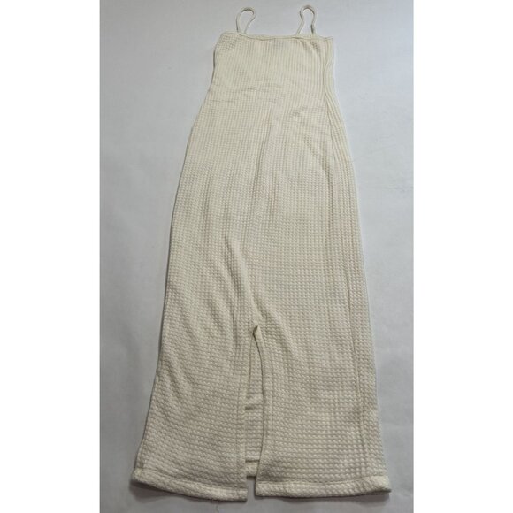 TROIS The Label Midi Waffle Knit Dress in White - Picture 2 of 3